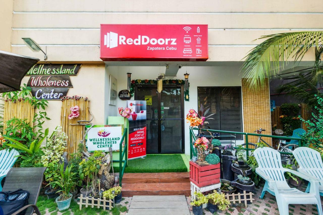 Reddoorz @ Zapatera Cebu Hotel Luaran gambar