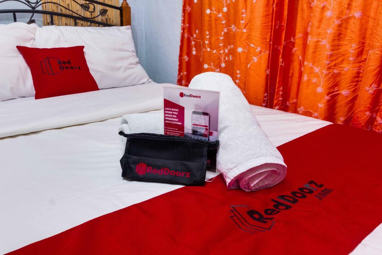 Reddoorz @ Zapatera Cebu Hotel Luaran gambar
